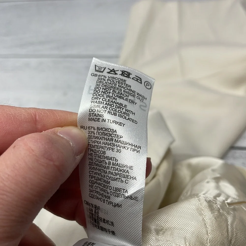 Reiss High Rise Career Trousers in Cream 10 O1 - Picture 5 of 8